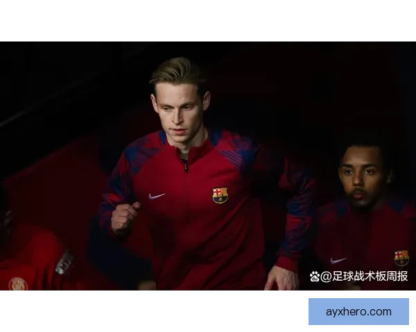 周一训练结束后巴萨将决定是否把德容列入比赛名单本周联赛大名单关键抉择